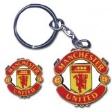 Man Utd Crest Keyring & Pin Badge Set Manchester United