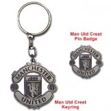Man Utd Keyring & Badge Set Manchester United